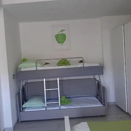 לינה וארוחת בוקר Capo Al Piano 4*