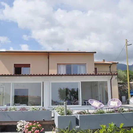 Capo Al Piano מרצ'יאנה מרינה